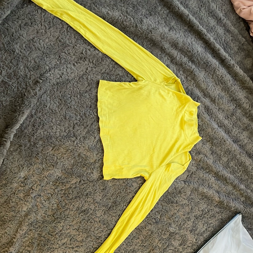 Cut out shoulder top